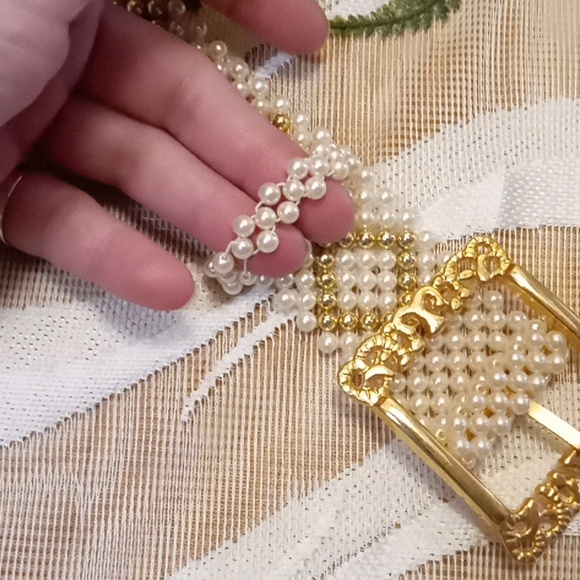 Stunning Gold & White Pearl Belt - Picture 9 of 16